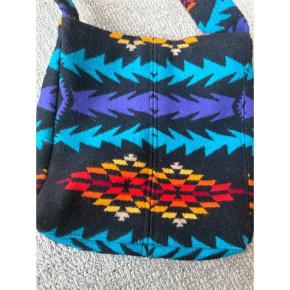 Unknown Wool Aztec bold colored purse - Picture 5 of 8